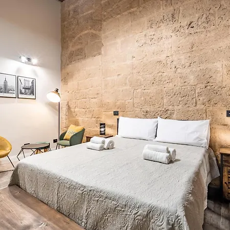 Palazzo Calo * Taranto